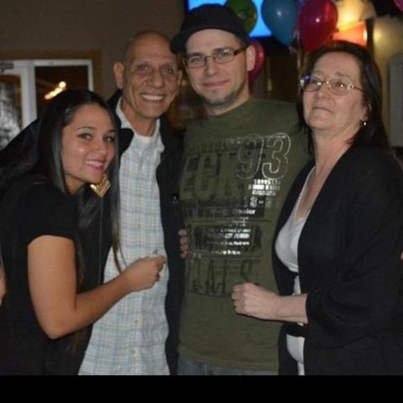 Meet your Posher, Sharon - Picture 1 of 1